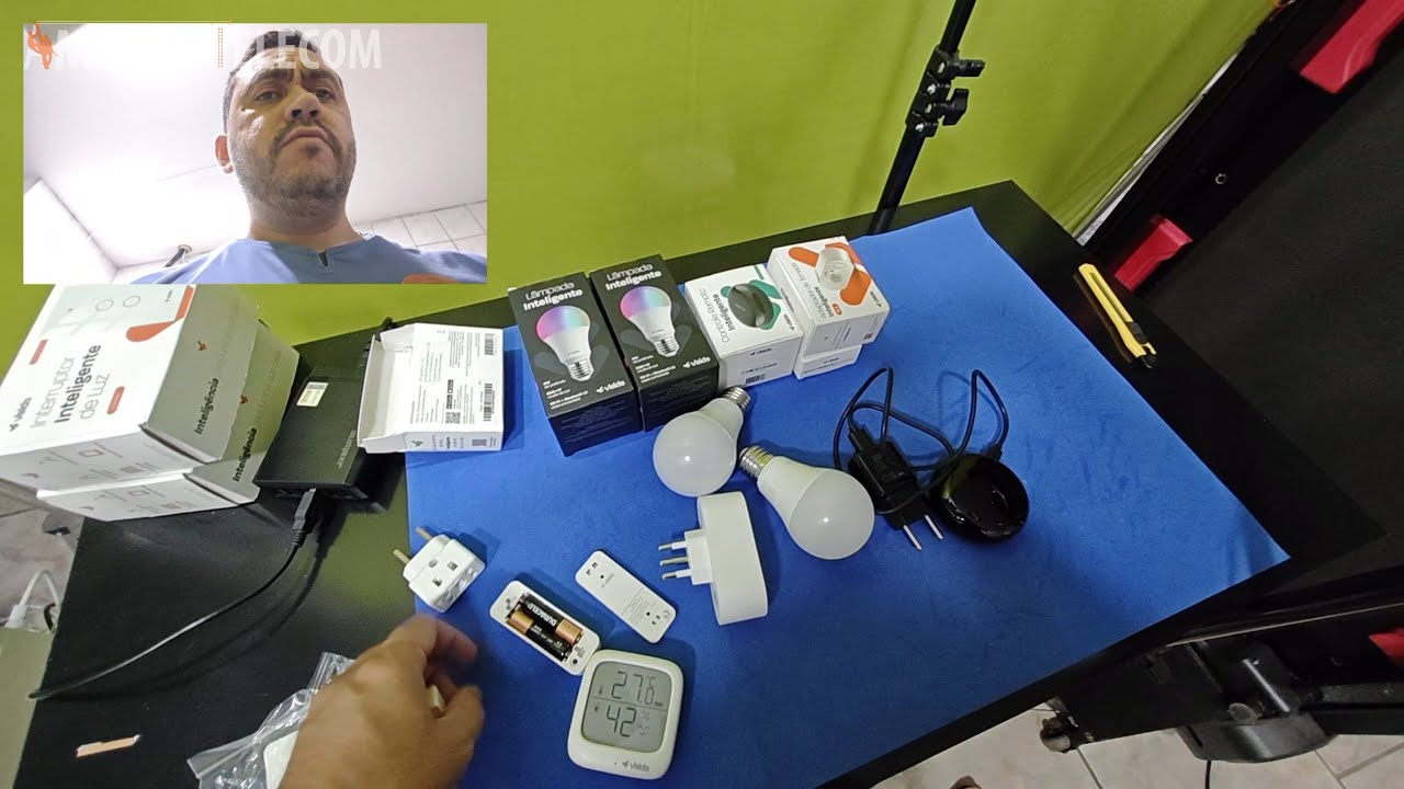 Data Center inteligente (temperatura, ar condicionado, porta, luzes e tomada)