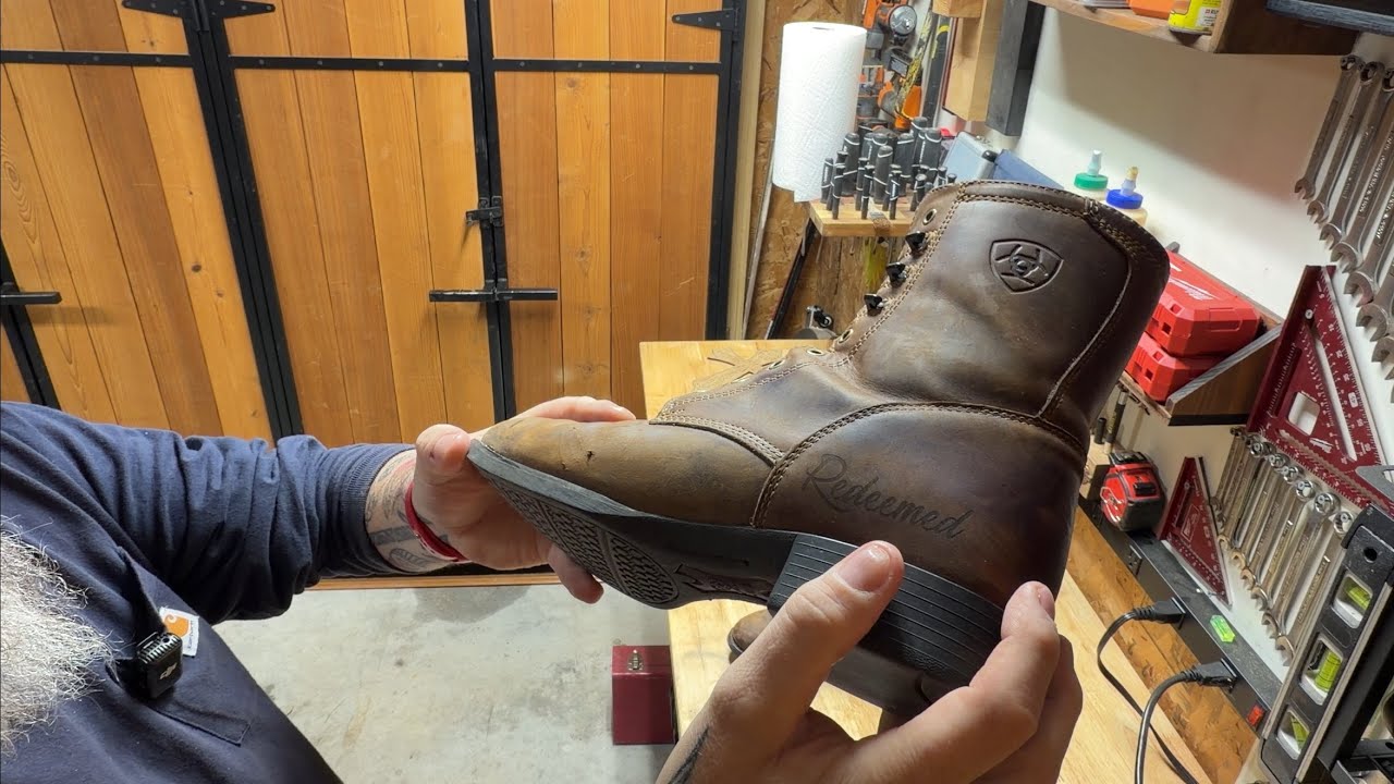How to treat leather with Obenauf’s leather treatment. 