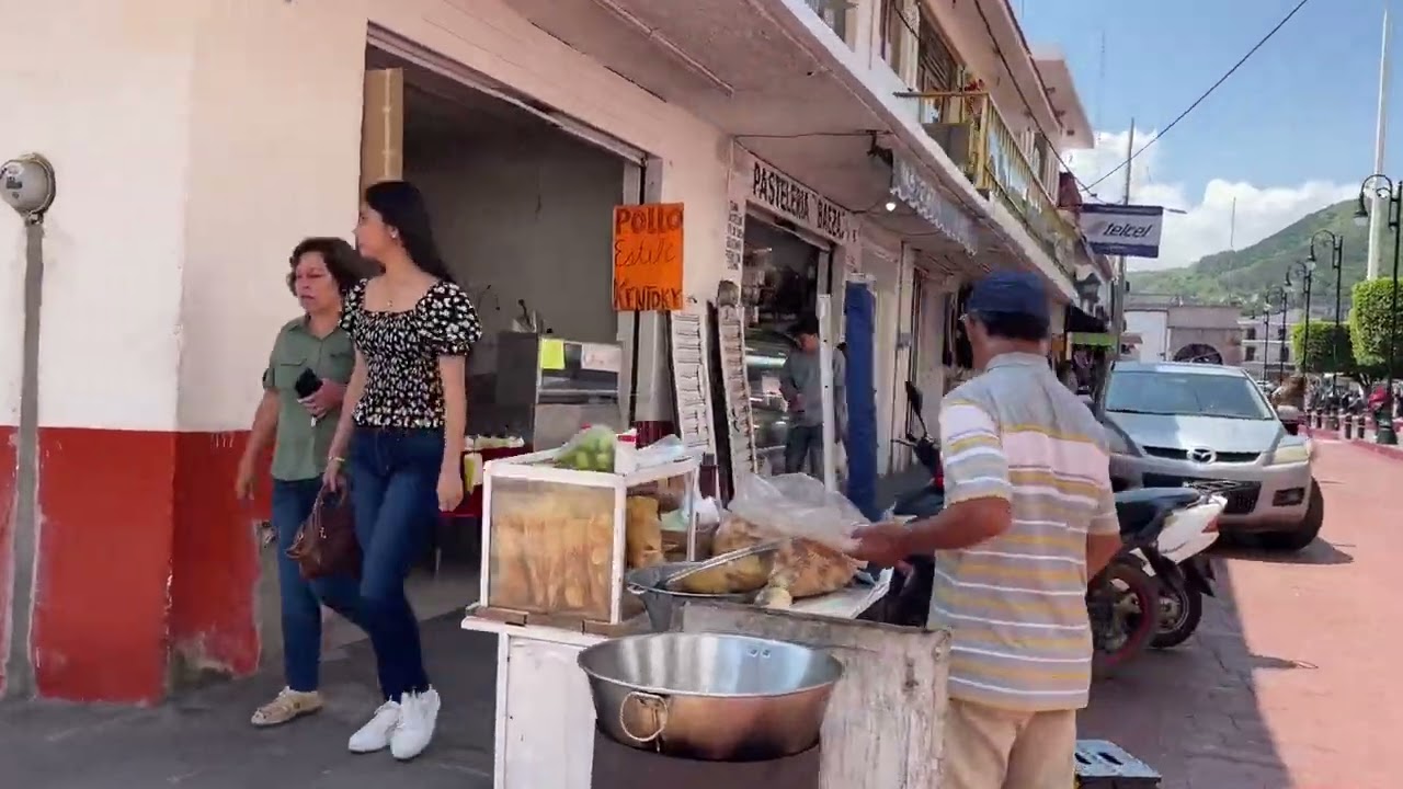 Por las calles del bello Puru&aacute;ndiro 