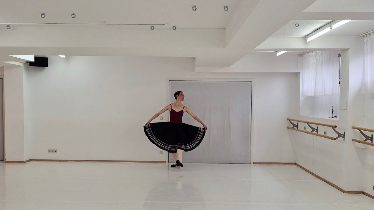RAD Level 6 Character Dance: Polonaise 