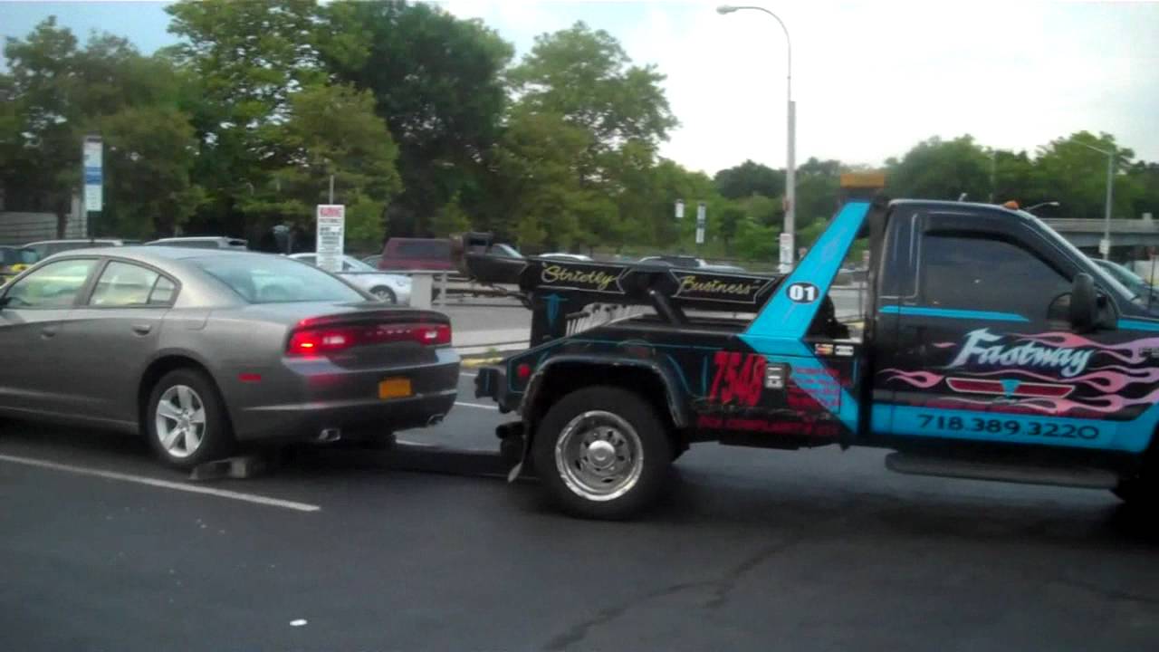 VIN Community Alert: Cars Being Towed at Caesar's Bay Bazaar