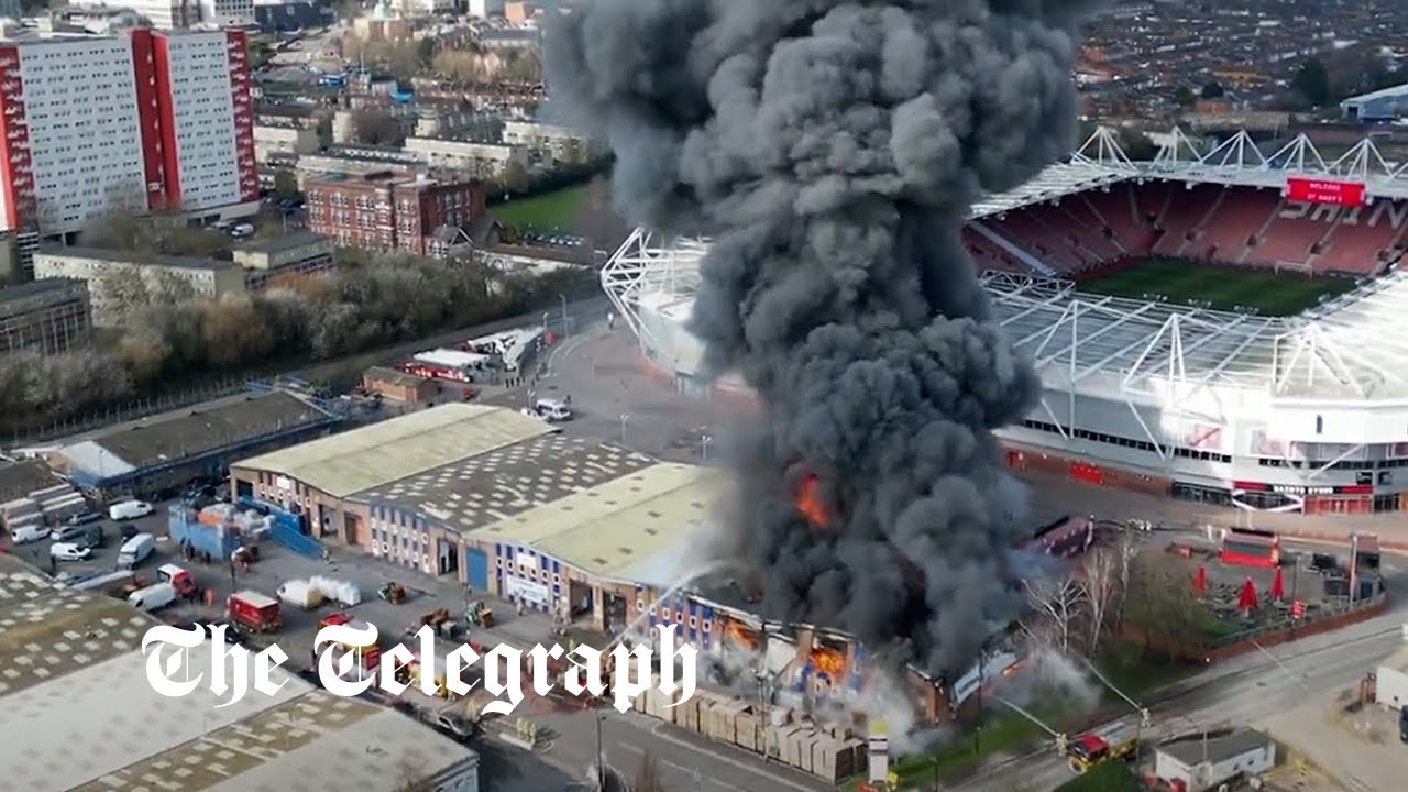 Huge fire breaks out near St Mary's stadium in Southampton