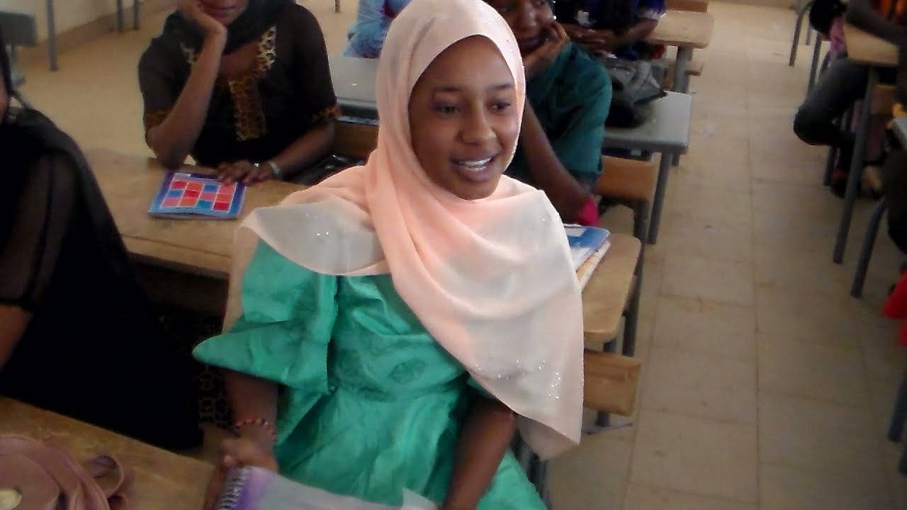 Lycee Thilogne: Cours d'Anglais 2/Mr SONKO/1L2B/2020_2021