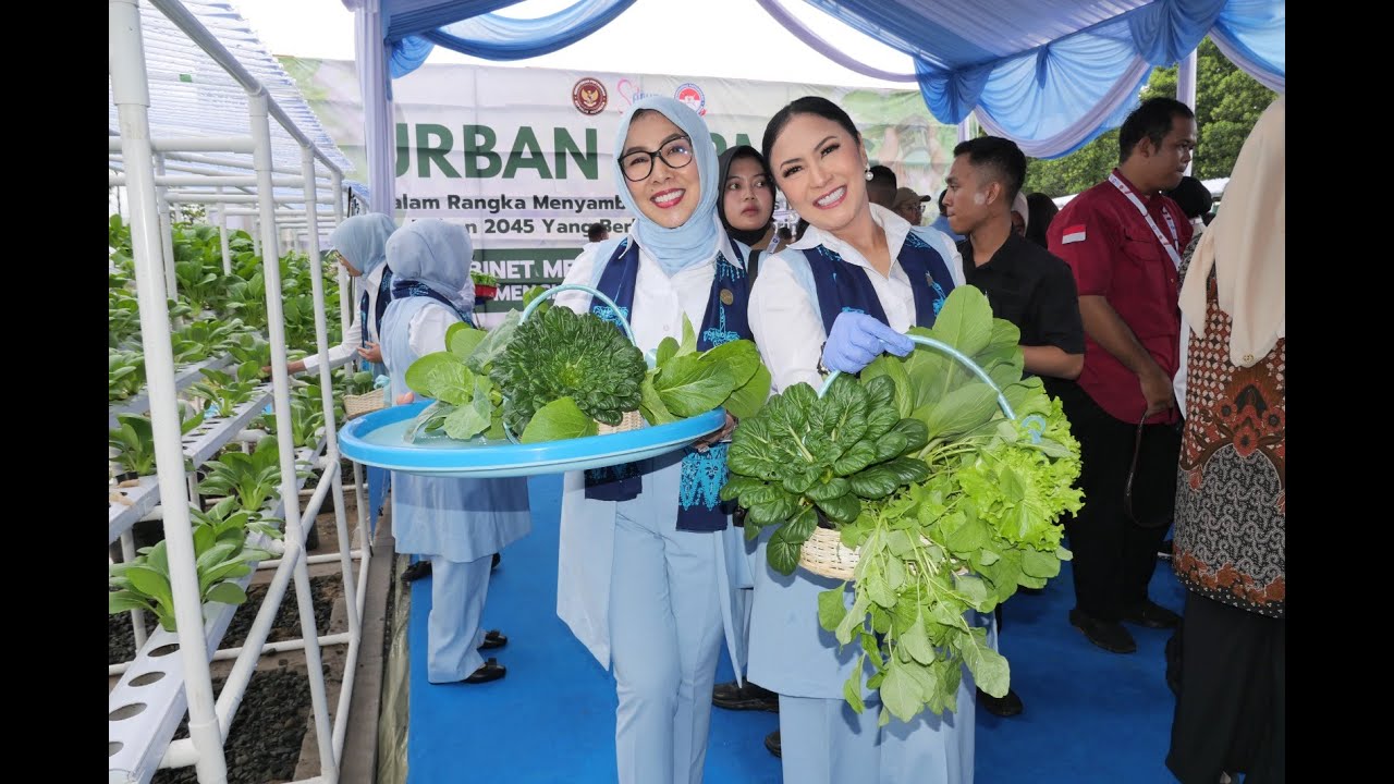 Ibu Selvi Kunjungan Kerja seruni KMP Ke UNHAN Bogor