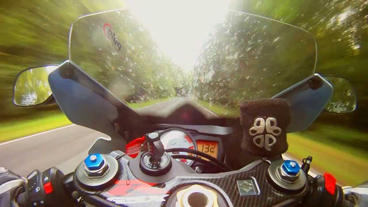 Motorbike Fun! # 5 - Hometown - Suzuki GSX- R 750 K7