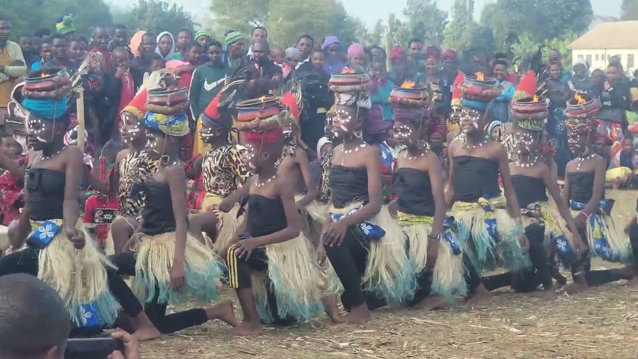 Craziest African tribal dance Hehe Iringa