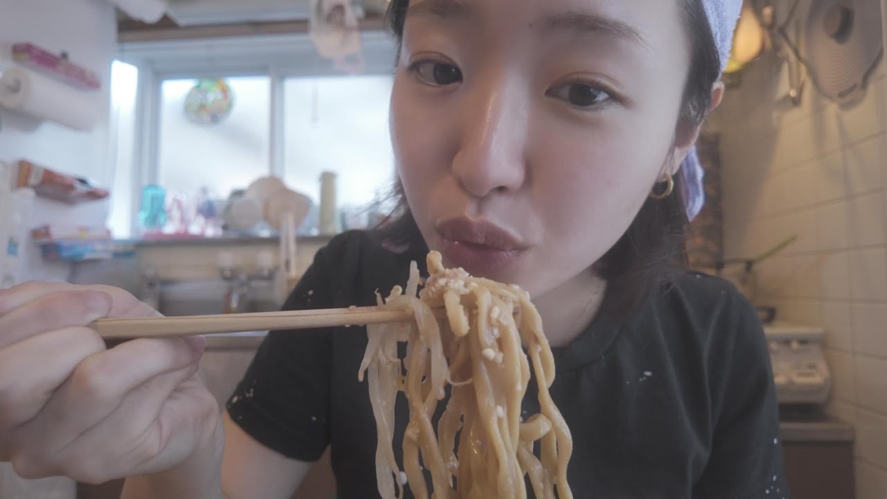 ものもらいで爆死したので家で二郎食べた日のvlog【シンクロニシティ】