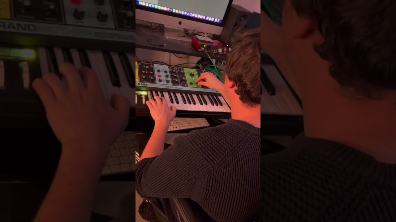 Dulcimer X Moog Grandmother