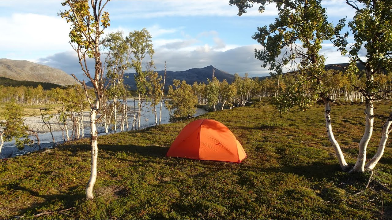 Hiking in Kvænangen: Kvænangsdalen, Navitdalen & more