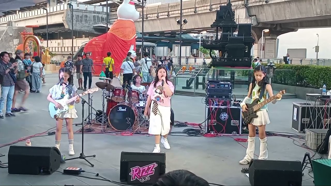 4สาวน้อยRizz Band#มาบุญครอง