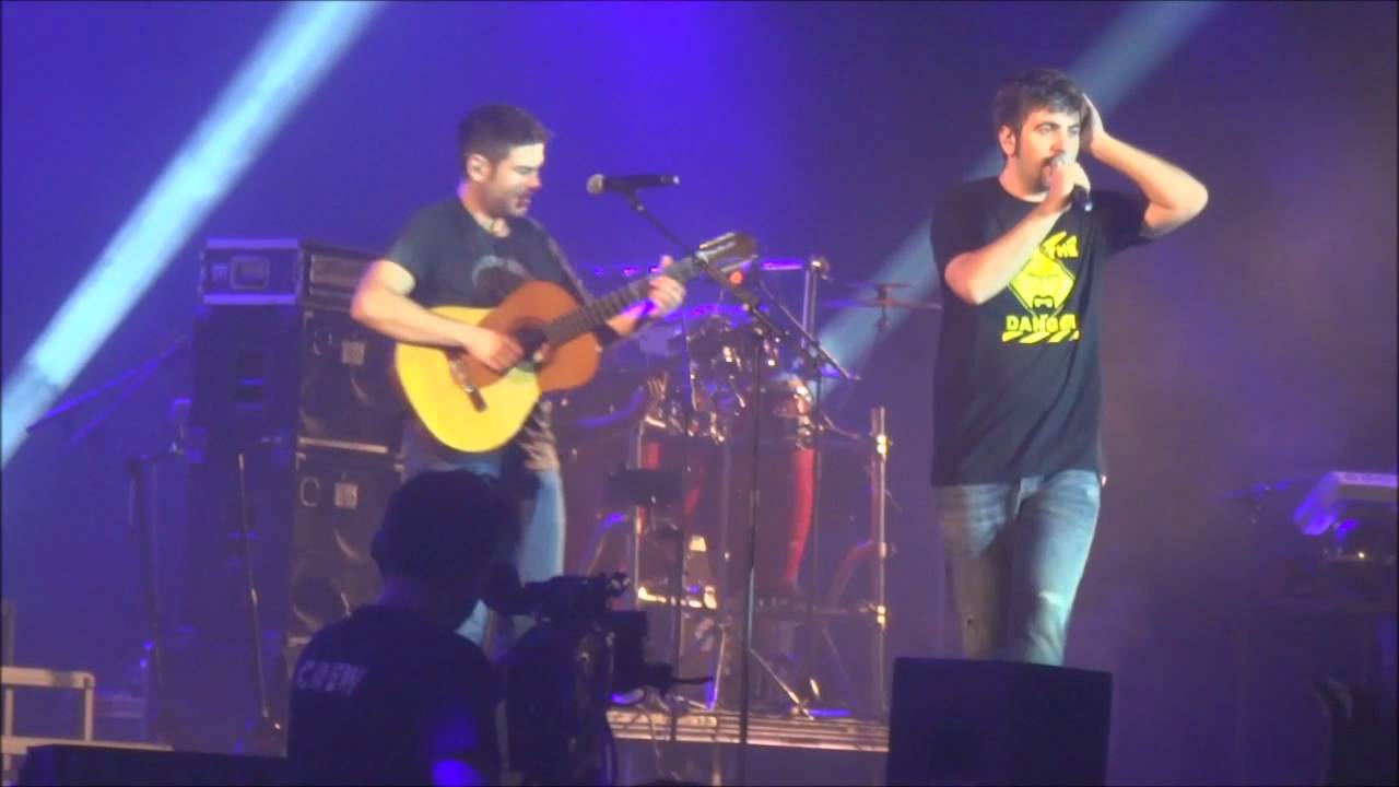 Estopa - Ojitos Rojos (Barcelona, Palau Sant Jordi, 15/10/2016)