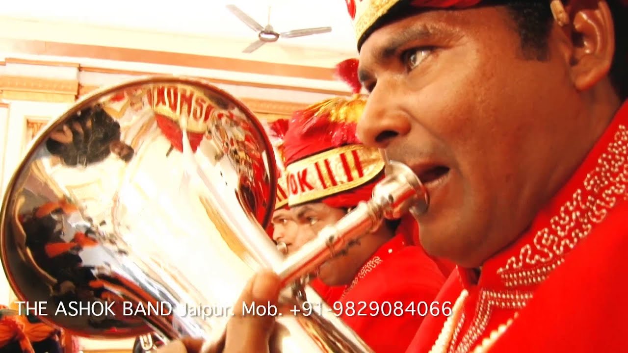 THE ASHOK BAND .......AYE MERE WATAN KE LOGON- LIVE PERFORMED BY THE ASHOK BAND JAIPUR