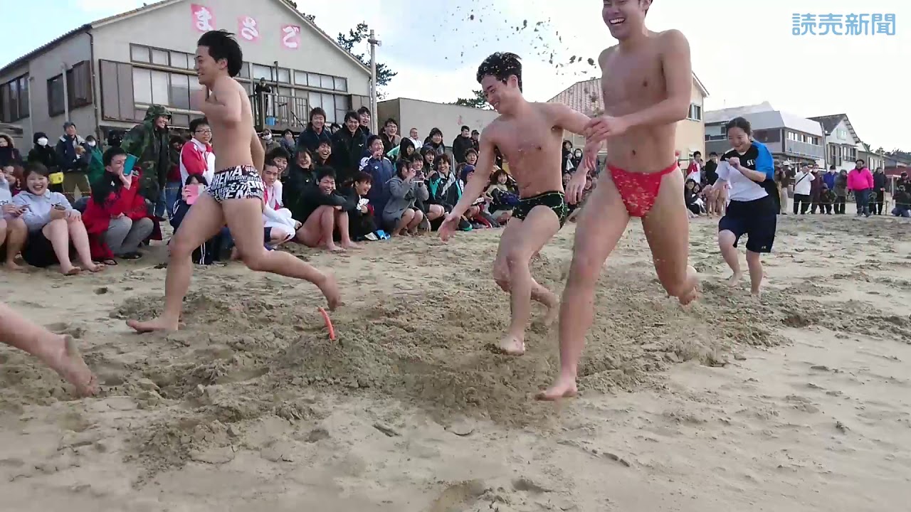 祝新成人！！大学生が寒中水泳・・・福岡