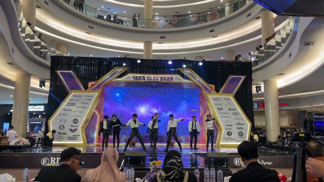 [150924] STRAYKIDS (스트레이키즈) — Wolf Gang Kingdom ver. Dance Cover by AXÉ DCP from Indonesia.