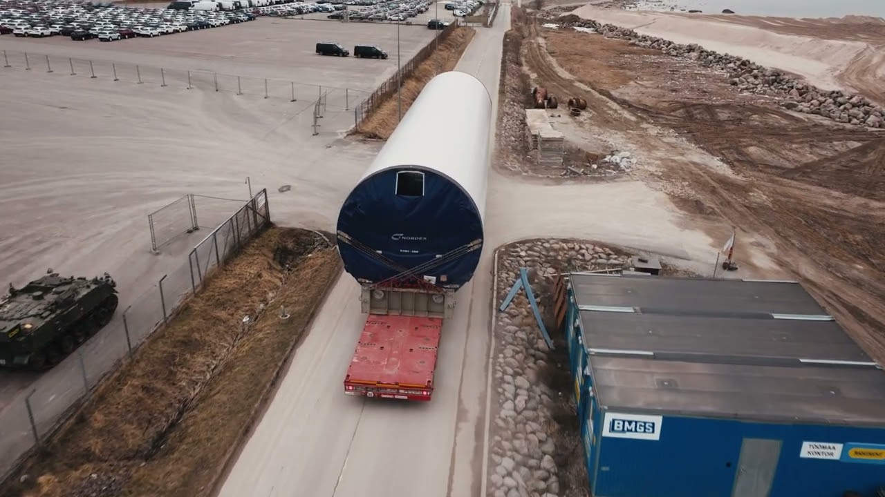 Arrival of Paldiski wind turbine parts 2024
