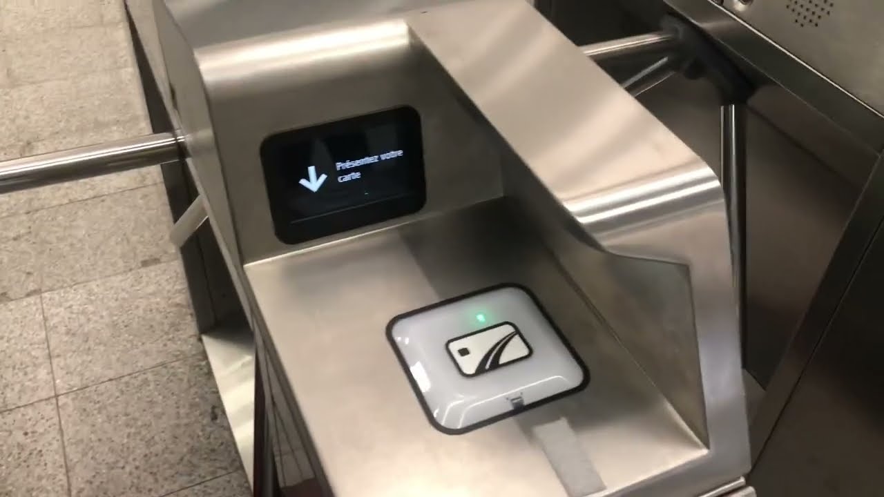 STM Montreal New Opus Card Machine Installed at Berri-Uqam Metro station
