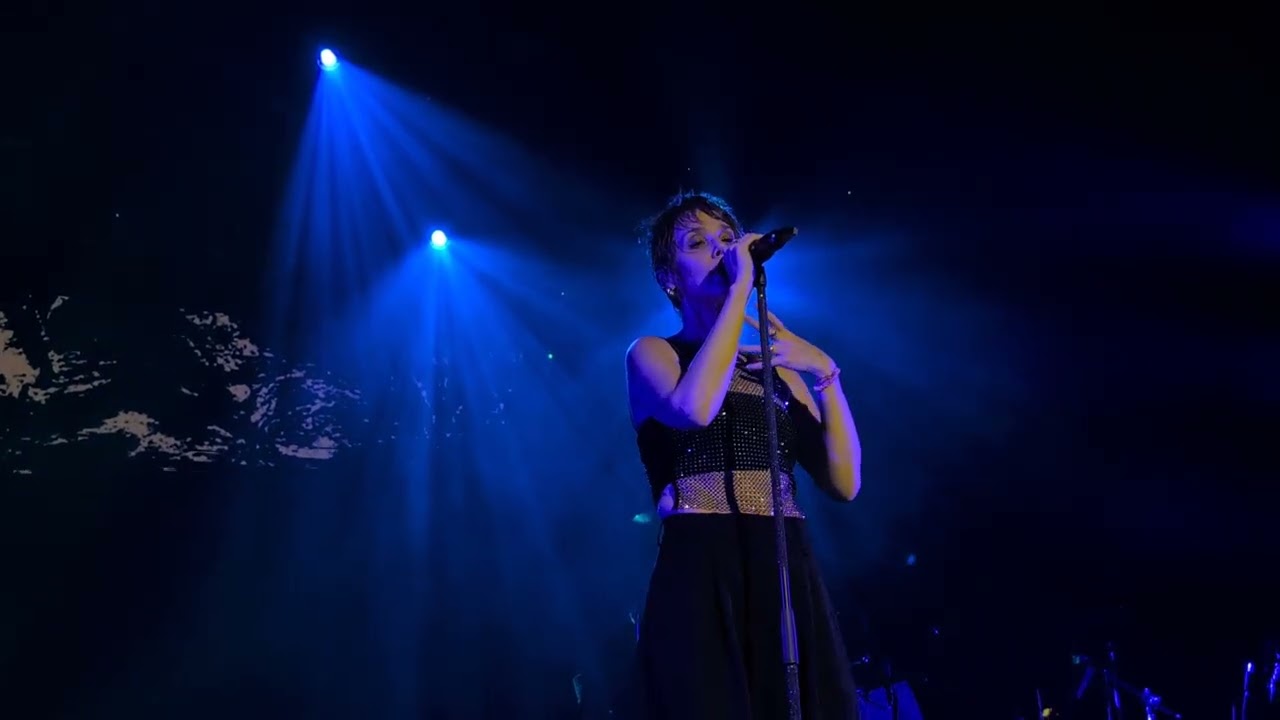 Zaz - Madrid (05/11/2025) - Au Pays Des Merveilles