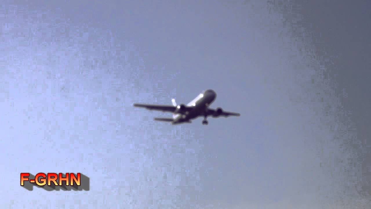 Air France Airbus A319-111 F-GRHN Landing At London Heathrow Airport On Runway 09L 29/03/2014