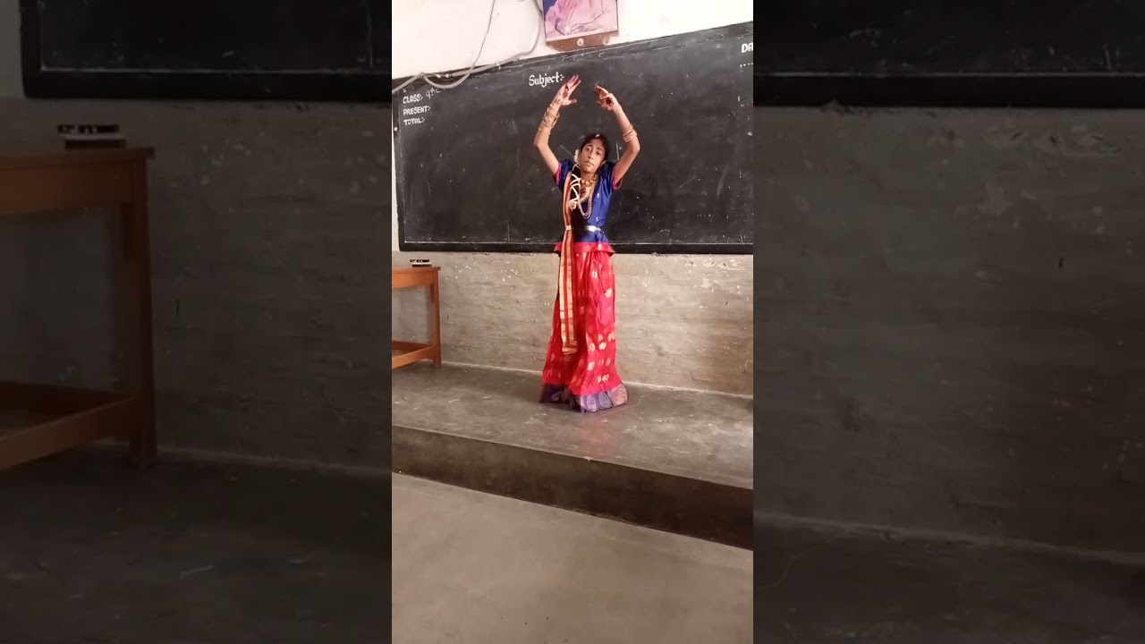 Pratibha karanji Abhinaya geete in first place Blessika💐