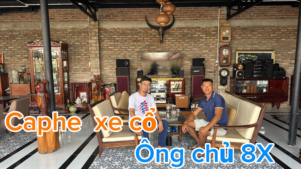 &Ocirc;ng chủ 8X S&oacute;c Trăng m&ecirc; đồ cổ v&agrave; xe Honda 67 chi tiền tỷ mở qu&aacute;n caphe Xe