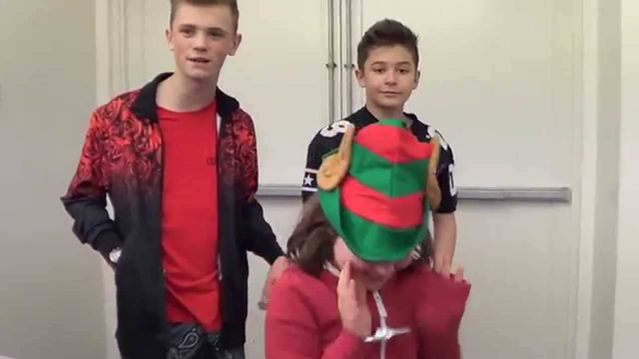 Bars & Melody Meet & Greet @Intu Merry Hill Christmas lights 2014 HD