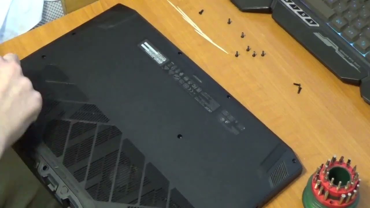 Acer Nitro 5🤔 upgrade o dysk SSD i zainstalowanie w systemie 🧐