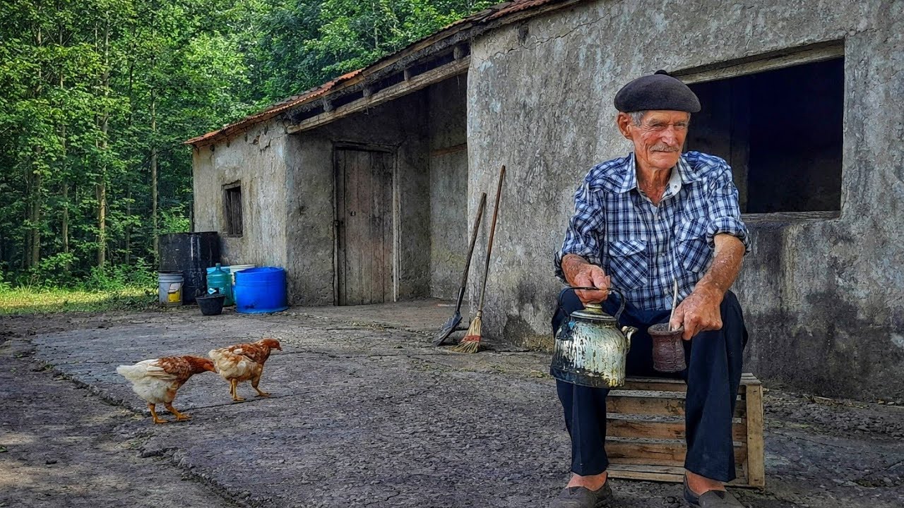 Abuelo de 90 años CAMINA 20 kms en busca de COMIDA | Vive SOLO y sin LUZ en lo PROFUNDO del CAMPO