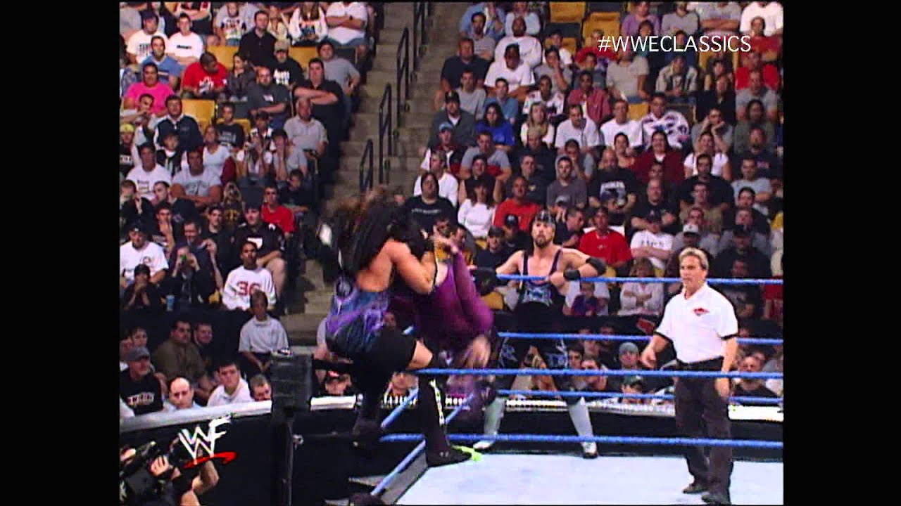 SmackDown 19 июля 2001 г. — Часть 7 из 8, Джефф Харди и Икс-Пак против РВД и Кидман