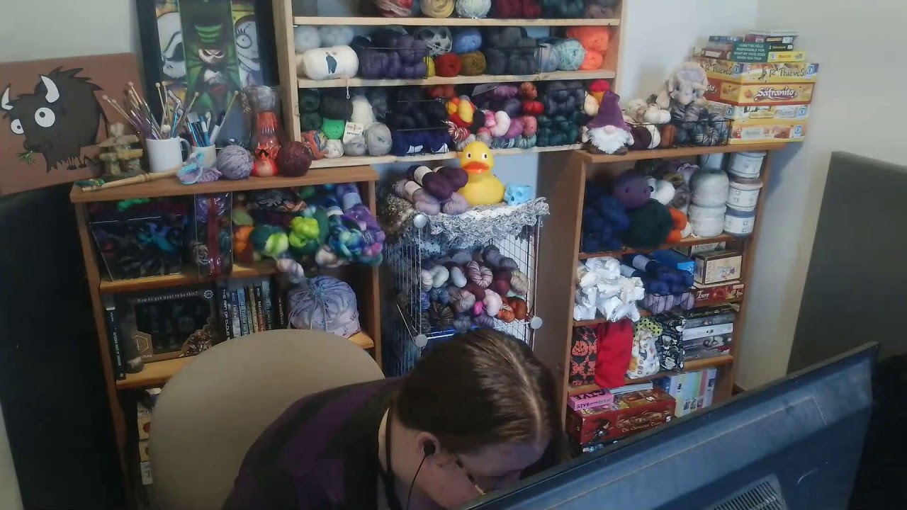 Sweater challenge February, does it need to be 2 weeks in a row? Northern Knits Podcast