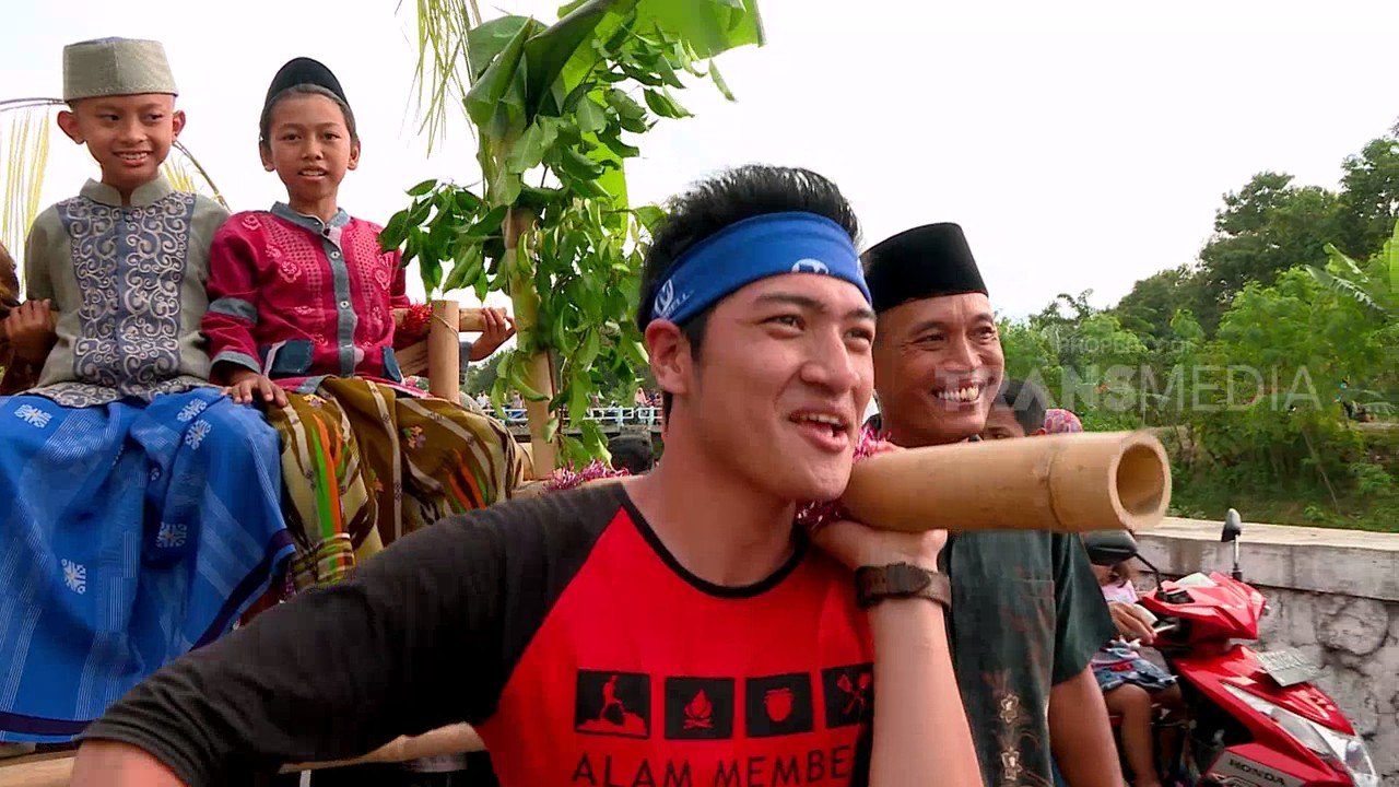 JEJAK ANAK NEGERI - SUNATAN MASSAL DAN OLAHAN KAPUK DI PONOROGO (4/8/17) 3-3