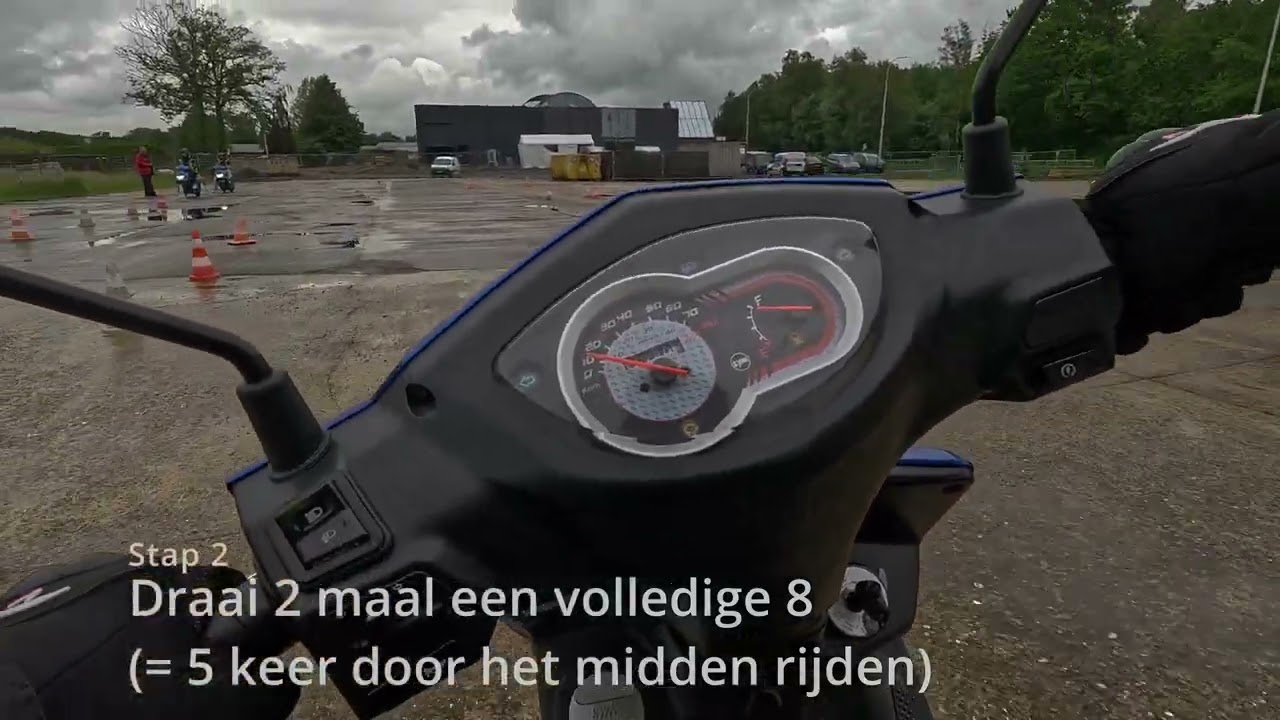 Praktijk Examen Rijbewijs AM - Scooter / Bromfiets klasse B in 4K HDR