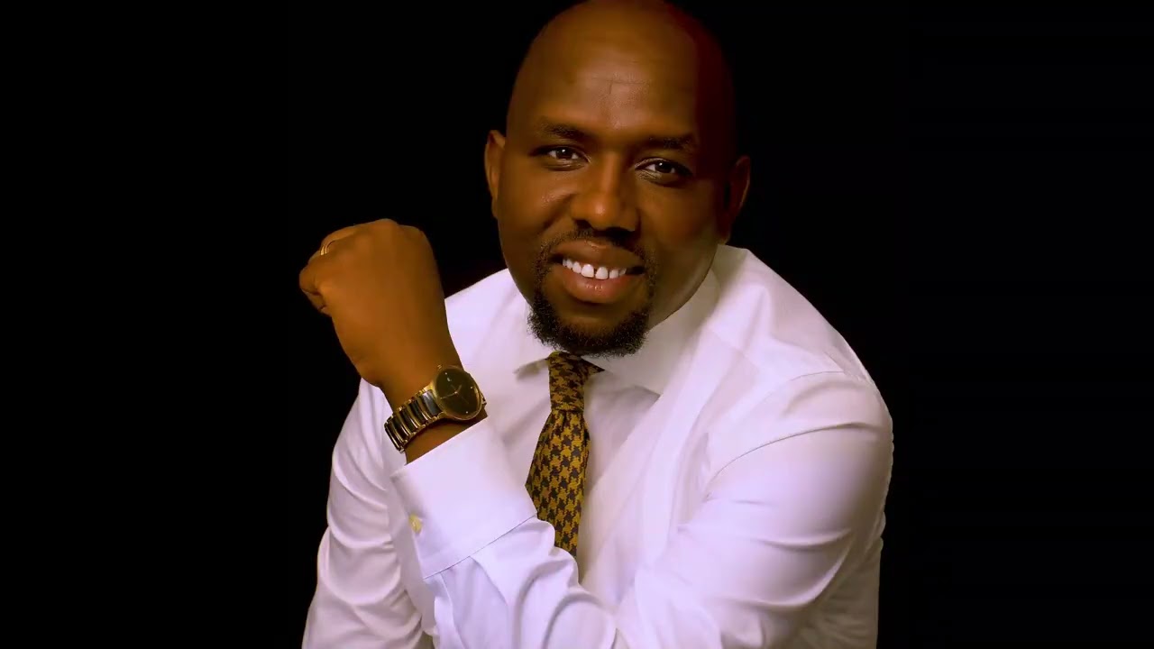 MURKOMEN BY CHRISTINE CHEROP