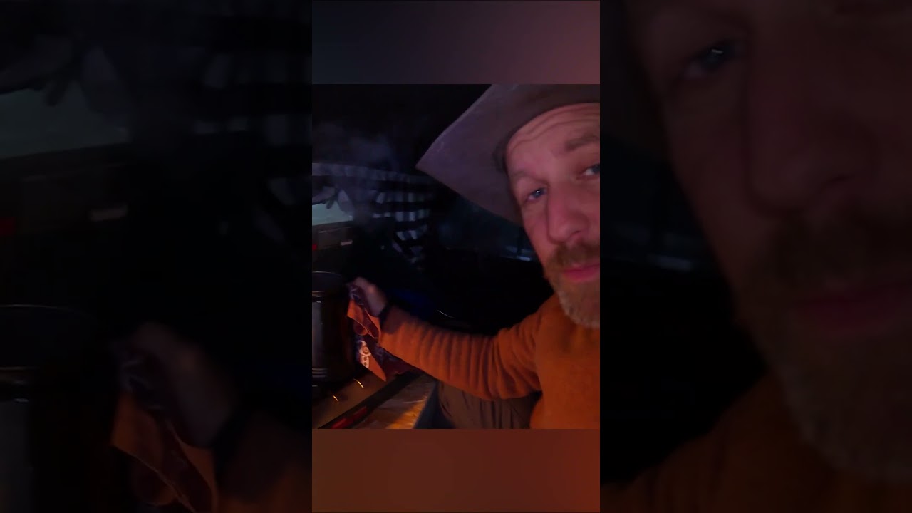 Утро в одиночном походе на грузовике… Кофе пахнет горелым 😄 | Приключение в одиночном походе 