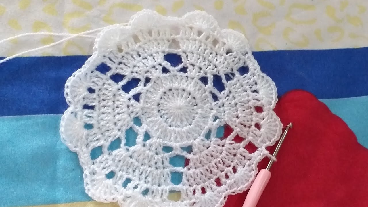 como hacer carpeta de corazón l tapete l posa vaso tejidos acrochet