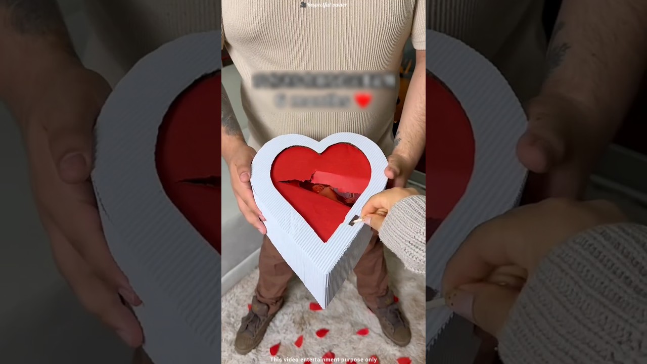 It Took Him 12 Months to Make a Gift for His Girlfriend