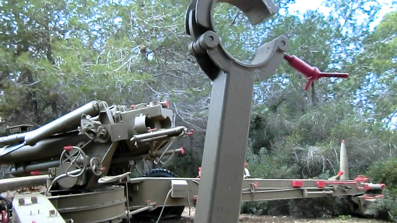 Israeli M-71 155mm Towed Howitzer 23Km Range Artillery Museum Israel -9