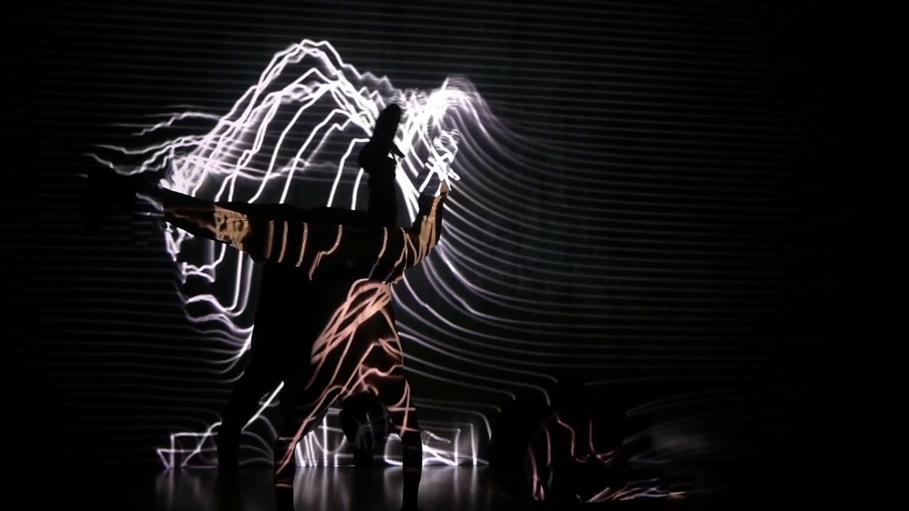 FLOW 1 | KINECT PROJECTOR DANCE