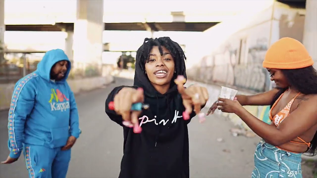 FunnsizeNiNi - Just us ft D'Barbie x Bubcheeze shot by @DaHoodnerdsMusicVideos cuzzoshotthis