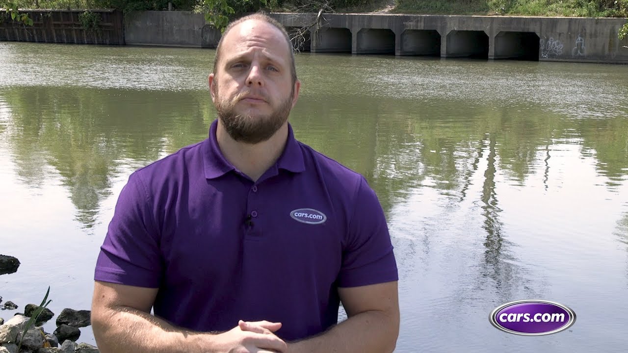 What to Do If Caught in a Flood in Your Car