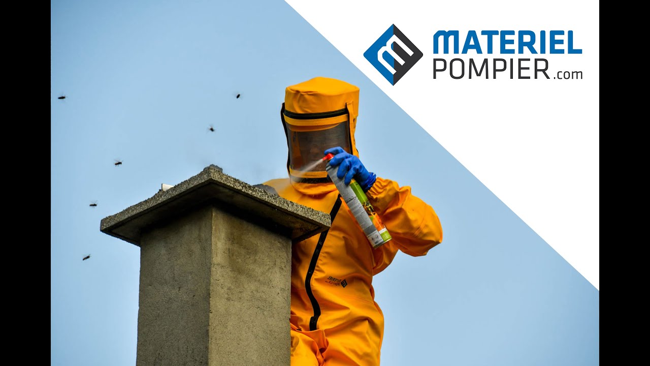 Combinaison de protection anti frelons - Démonstration d'intervention -  Matériel Pompier