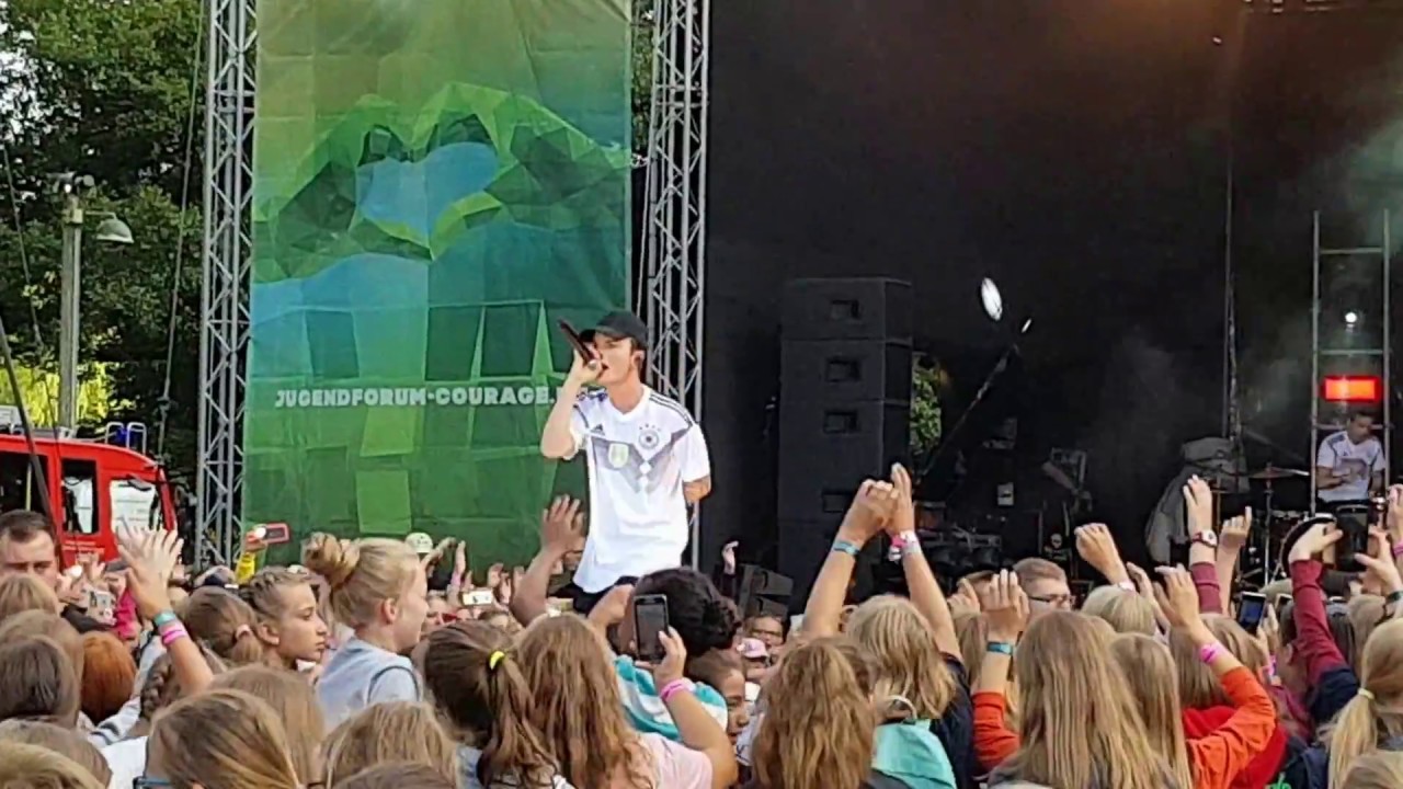 Mike Singer - Ich Habe vergessen wie du Heißt @ Jugendfestival Courage 23.06.2018