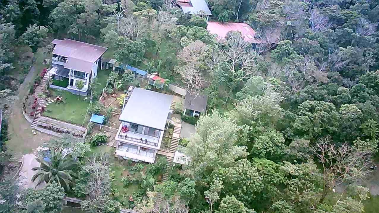 (P# 963) 1,000 sqms Property na may resthouse sa Cavinti, Laguna for sale @ 11 Million negotiable
