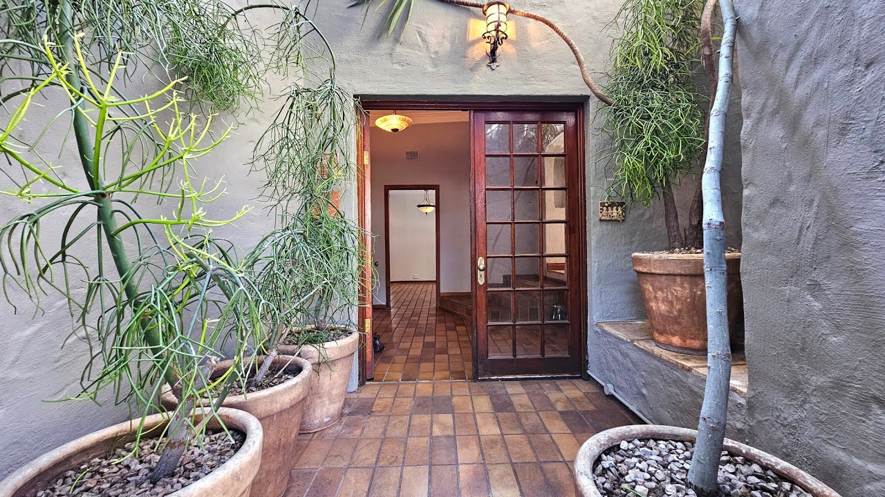 5 Bedroom Home For Sale Menlo Park, Pretoria