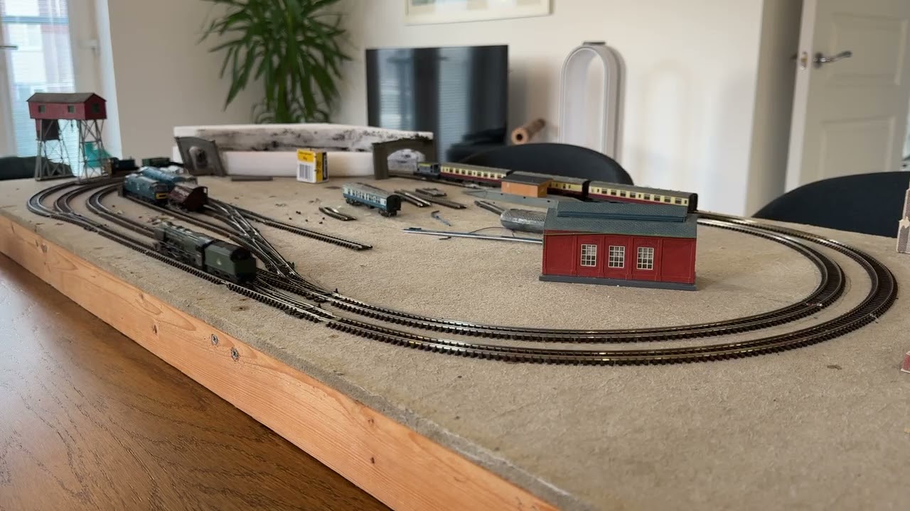 Graham Farish Coronation Class “City of London” – N Gauge DCC to DC Conversion & Service