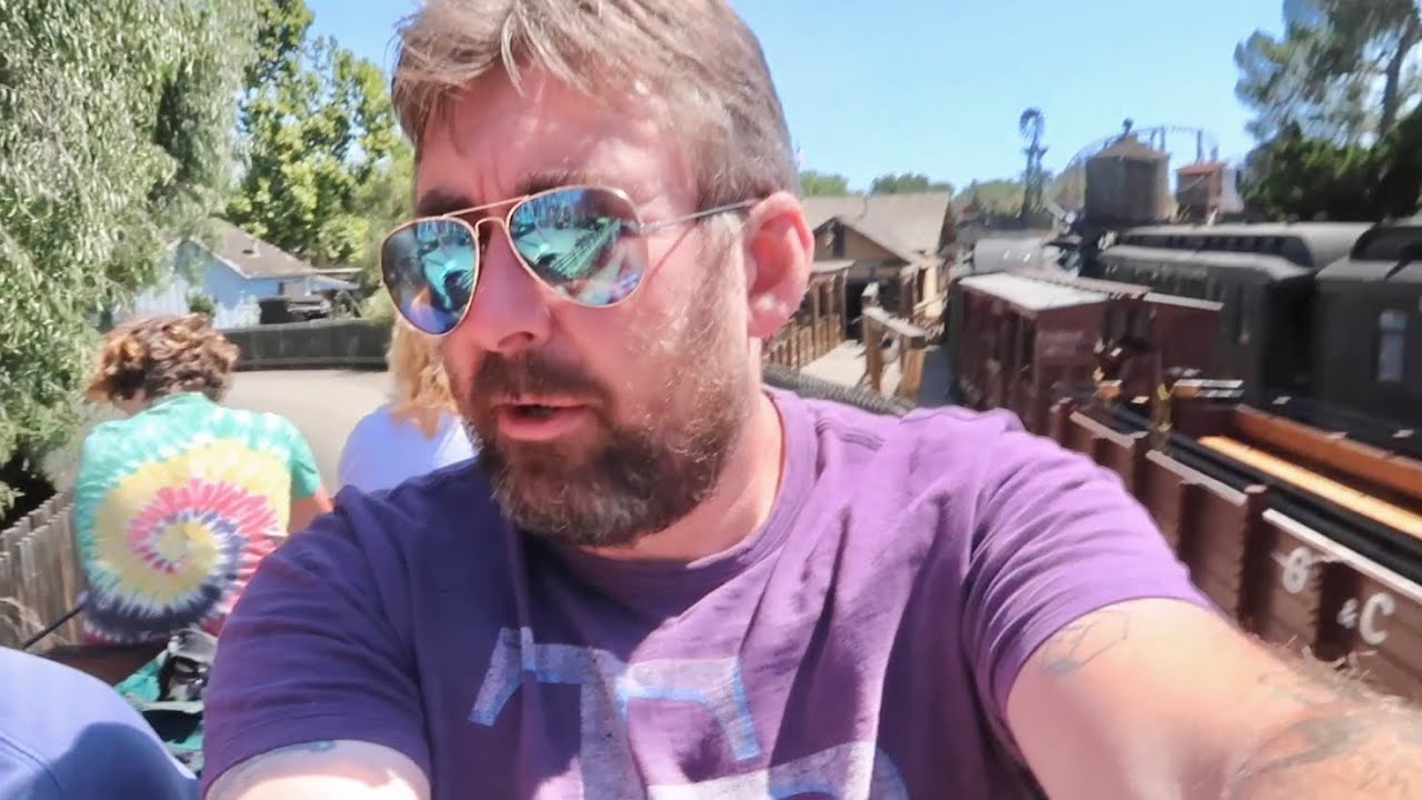 First Day Of Summer At Knott’s Berry Farm - Classic Theme Park Dark Rides / Ghost Town Alive & MORE