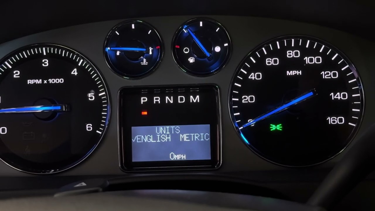 07 Cadillac Escalade Cold start + Revs 
