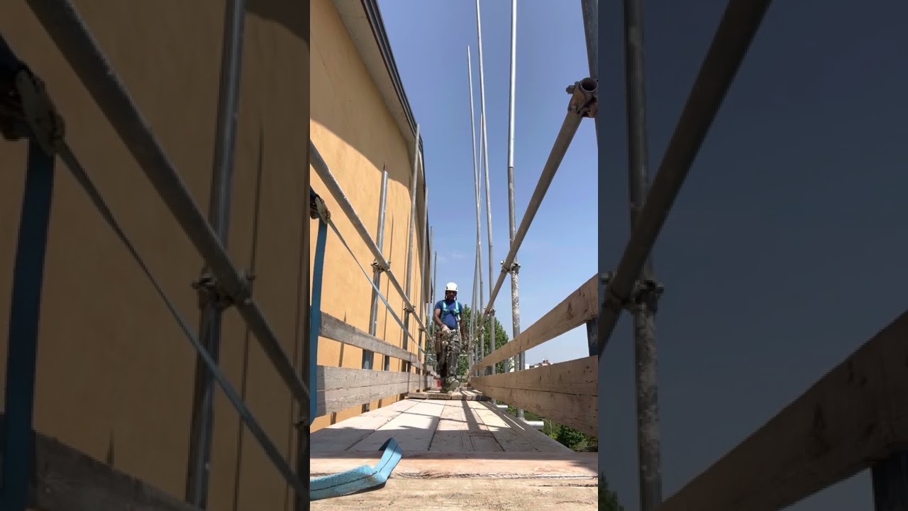 Ponteggio in tubo è giunto
