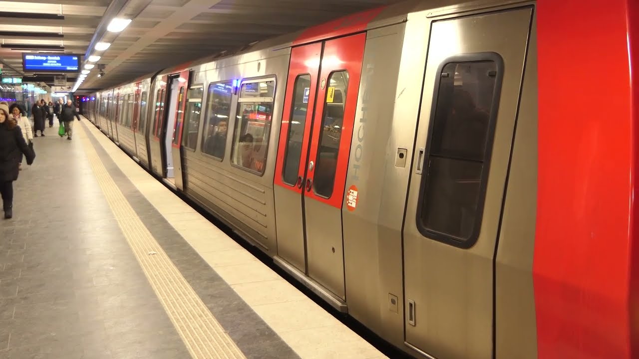 U3 Schlump - Barmbek (DT5) @ Mönckebergstrasse