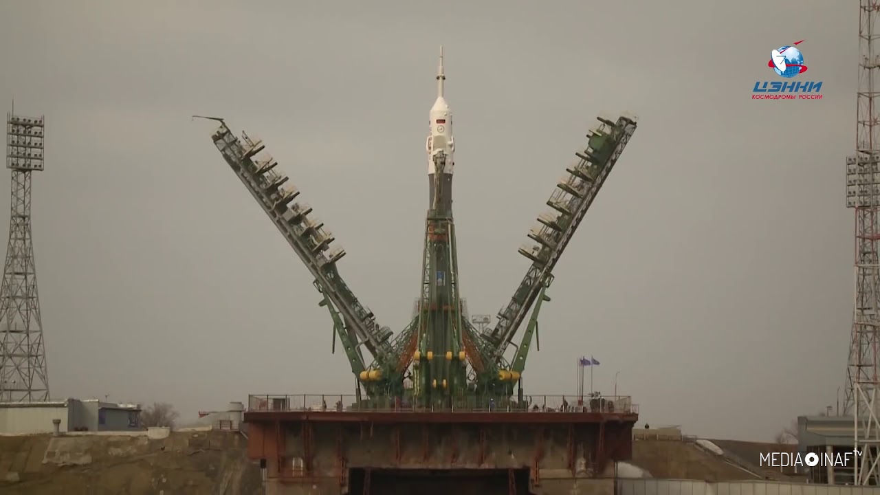 Soyuz sulla rampa di lancio verso la Stazione spaziale internazionale