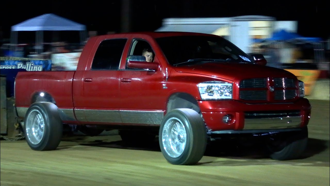 Street Diesel Truck Pulling! 2025 Battle of the Bluegrass Pulling! Connersville, IN!